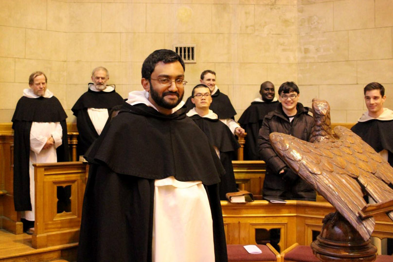 Después de ser ateo descubrió a Dios y ya es fraile