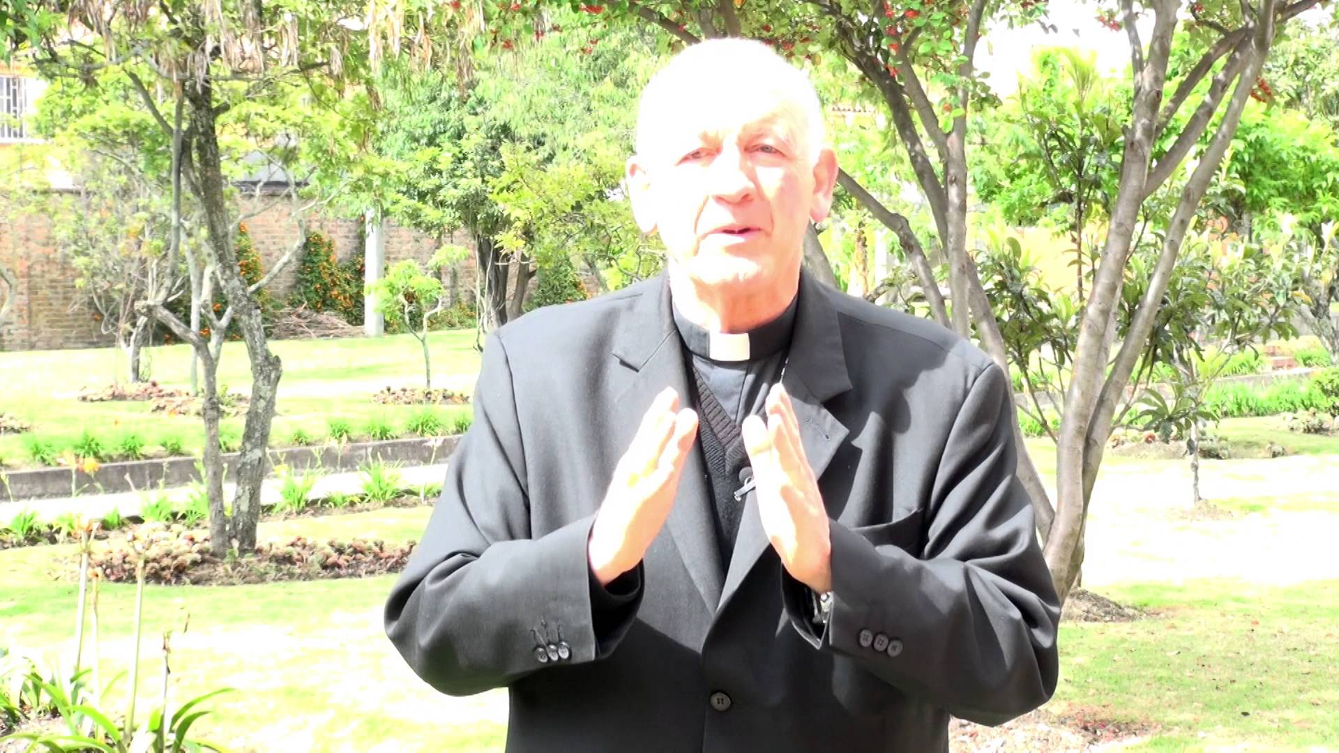 https://arquimedia.s3.amazonaws.com/2/2016/mons-castrojpg.jpg