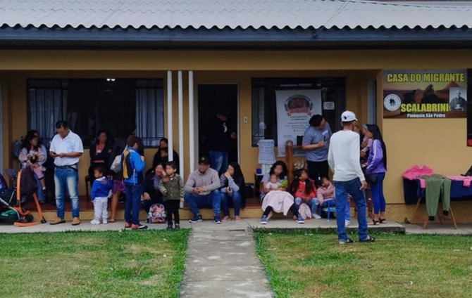 Primera Casa del Migrante que abrieron los scalabrini en São Paulo, Brasil. | Crédito: Informe Anual 2025 de los Misioneros de San Carlos Borromeo - Scalabrinianos