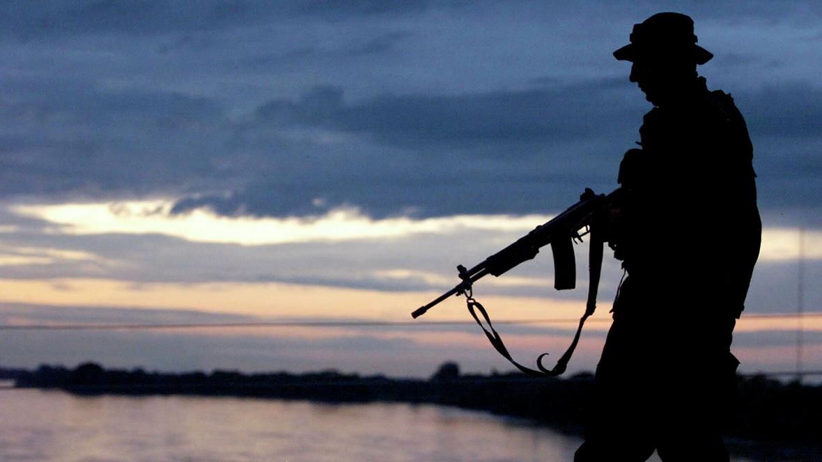 Frente a la compleja situación de violencia que se vive en el departamento de Arauca, el obispo de esta región del país, monseñor Jaime Cristóbal Abril González, hace un llamado a frenar estos hechos que enlutan y reitera su cercanía y solidaridad con la población afectada. Les anima a crecer en la esperanza. El obispo, al presentar una radiografía del panorama sombrío que allí se vive, constata que la reactivación directa de la confrontación armada entre grupos insurgentes ha llevado al agravamiento de la 