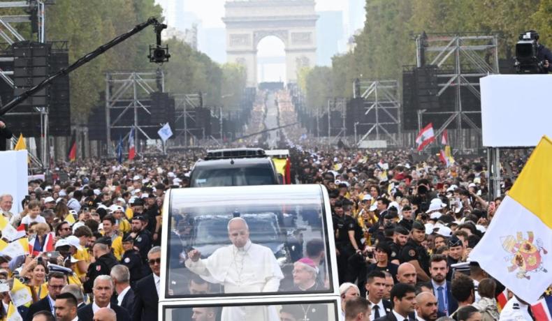 Humilde heraldo del Evangelio - Papa León en Francia